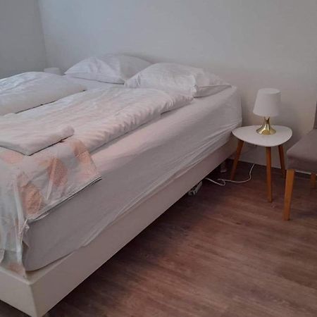 Central Akureyri Apartment Dream4You Экстерьер фото